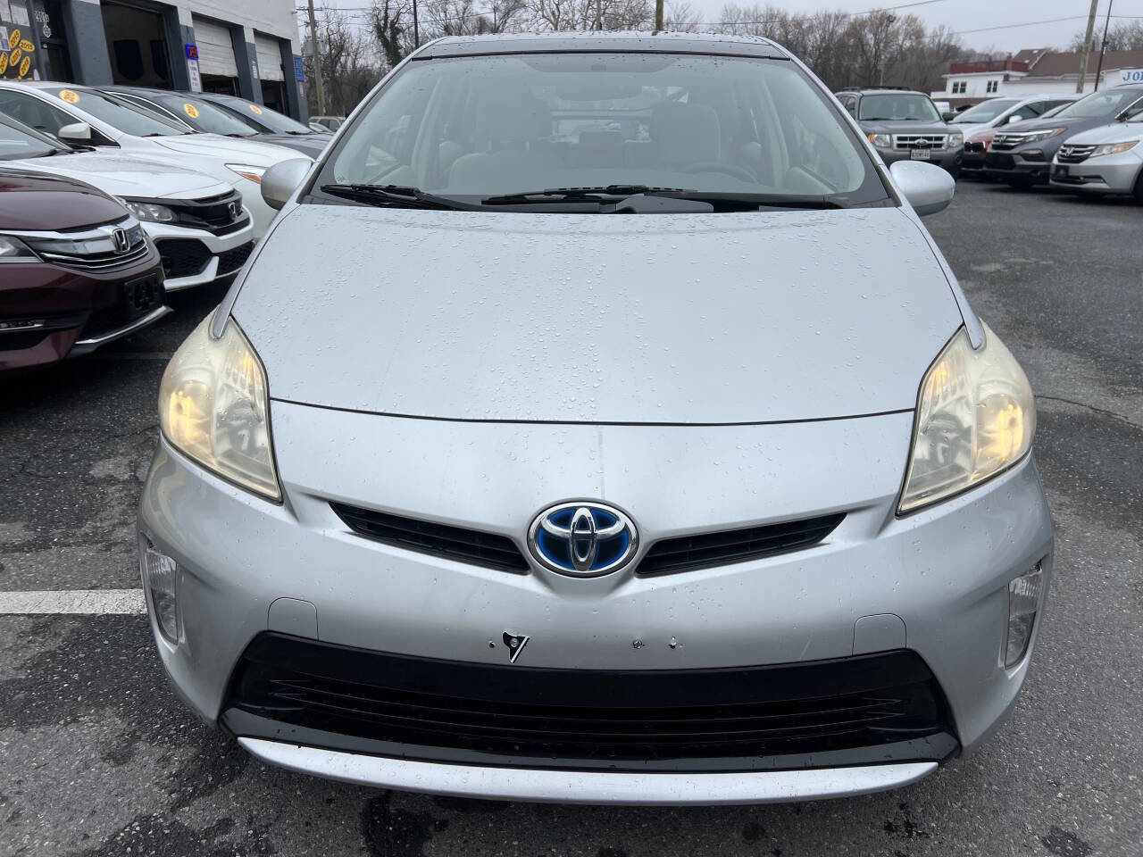 Used 2015 Toyota Prius Three w/ Solar Roof Package image 2