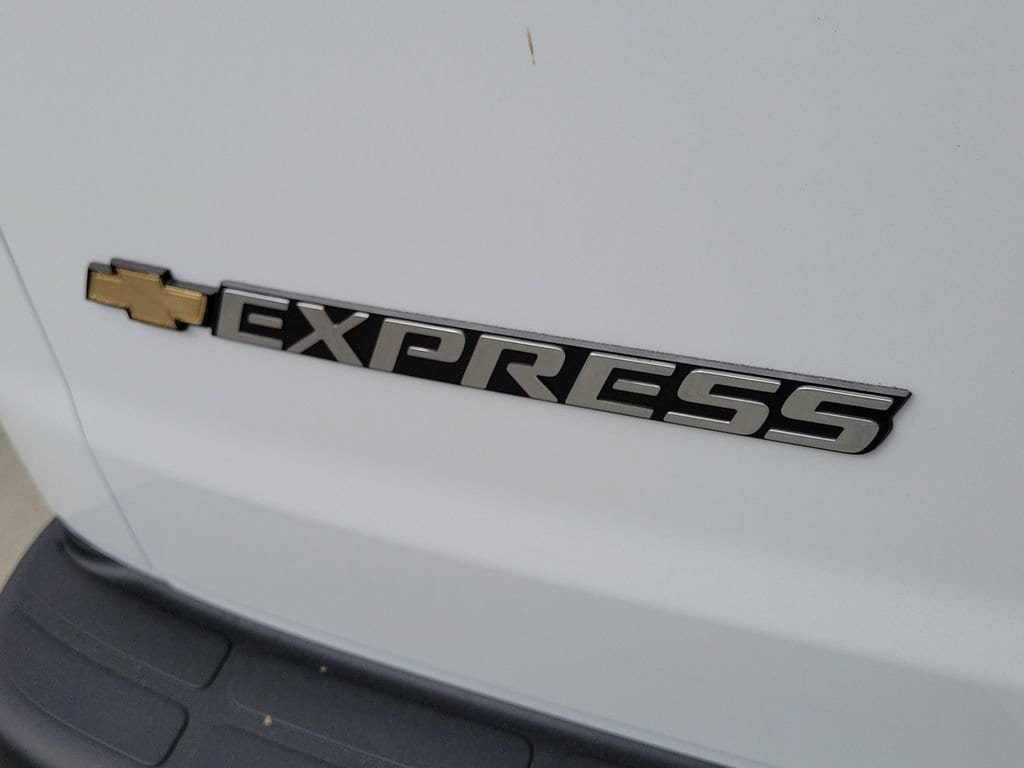 New 2026 Chevrolet Express 2500 w/ Driver Convenience Package RWD image 16