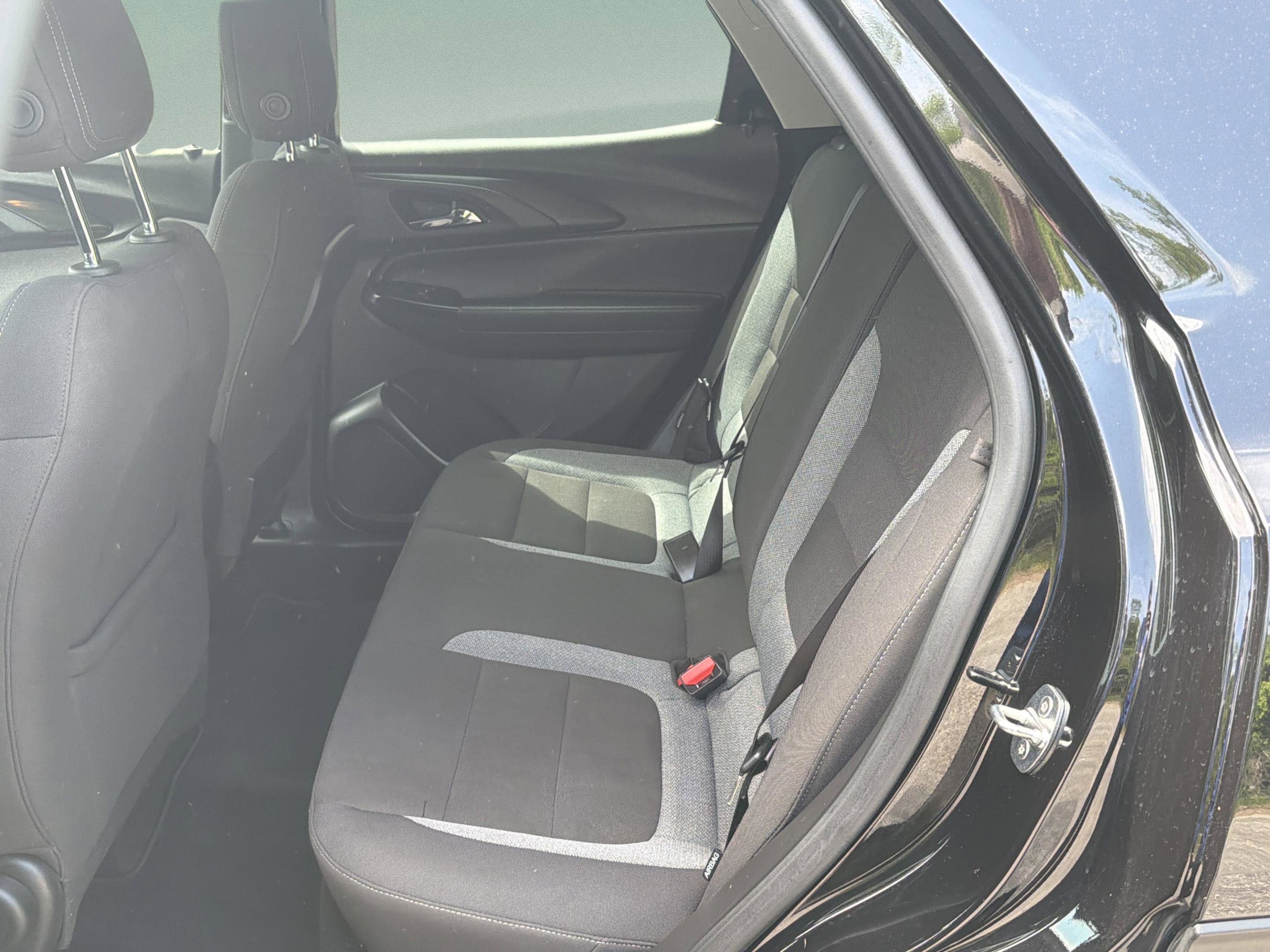 Used 2023 Chevrolet TrailBlazer LS FWD image 19