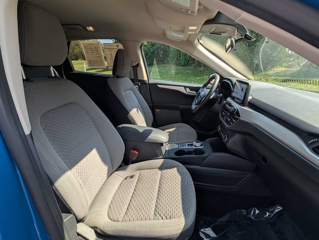 Used 2020 Ford Escape SE FWD image 12