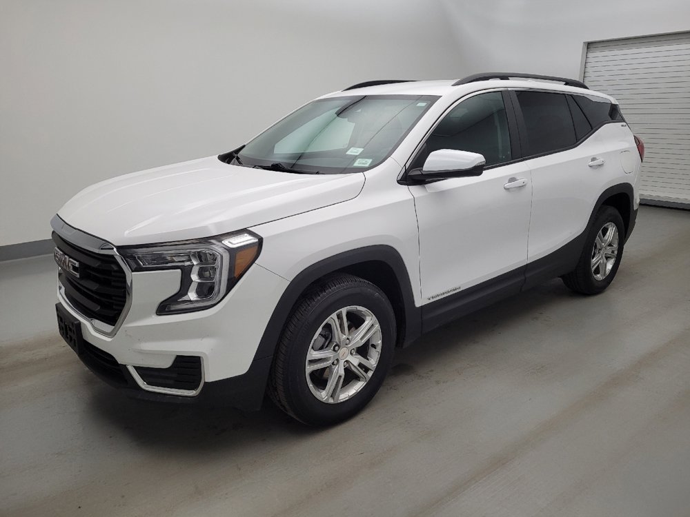 Used 2023 GMC Terrain SLE w/ Driver Convenience Package AWD/4WD image 2