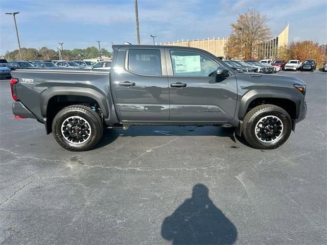 New 2025 Toyota Tacoma TRD Off-Road image 18