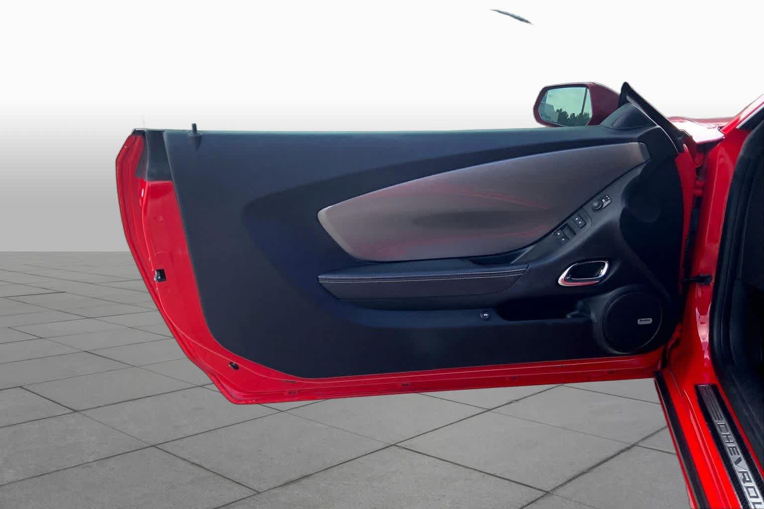 Used 2015 Chevrolet Camaro SS w/ RS Package RWD image 20