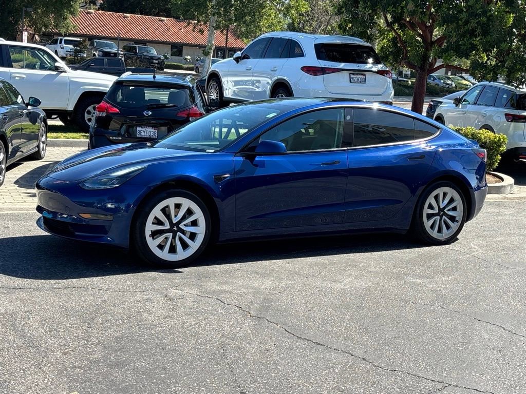 Used 2021 Tesla Model 3 Standard Range Plus image 7