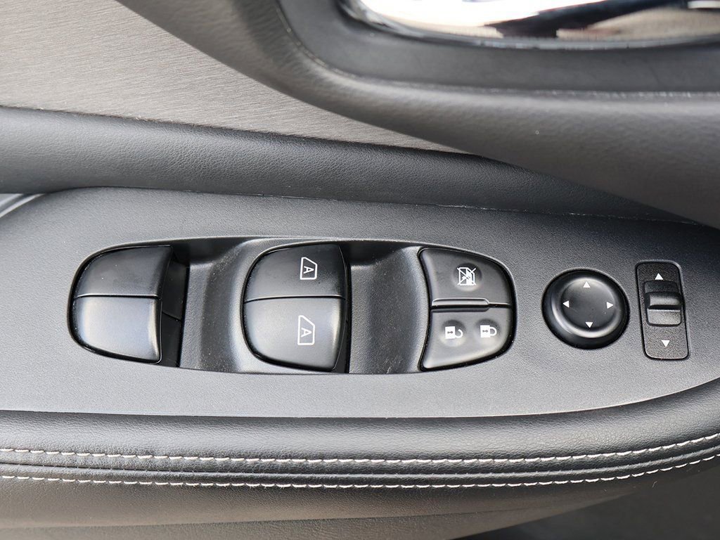 Used 2024 Nissan Murano SV w/ SV Midnight Edition Package image 36