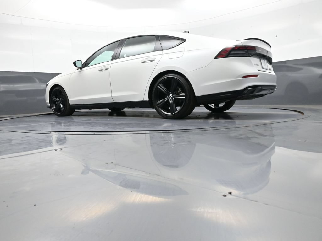 Used 2024 Honda Accord Sport image 31