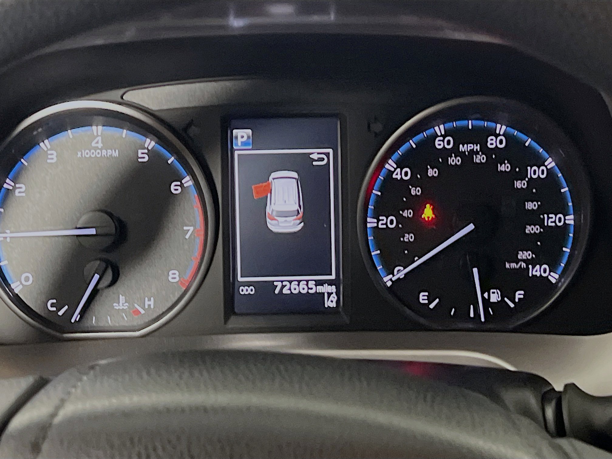 Used 2018 Toyota RAV4 LE FWD image 22