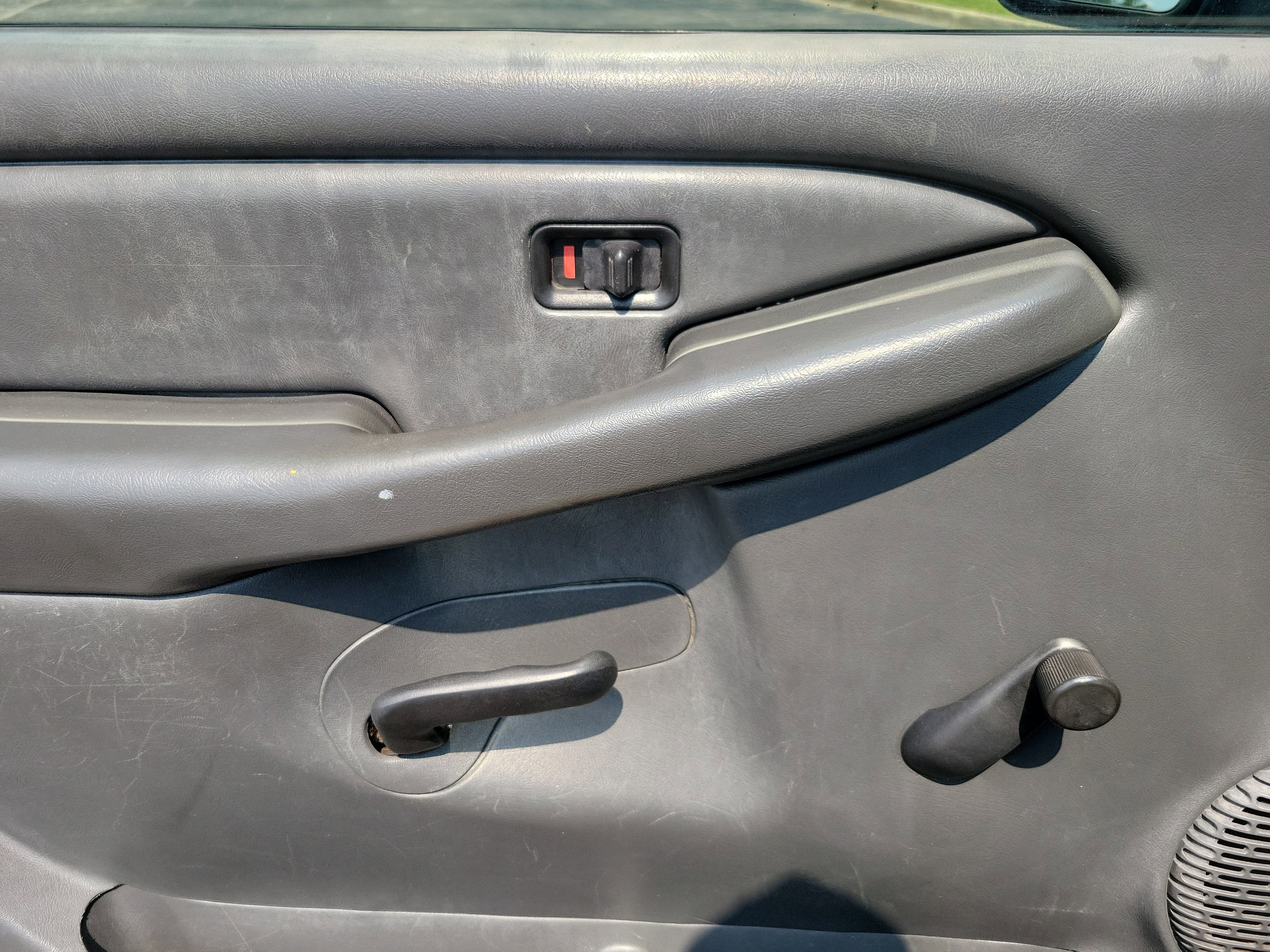 Used 2006 Chevrolet Silverado 1500 W/T image 7