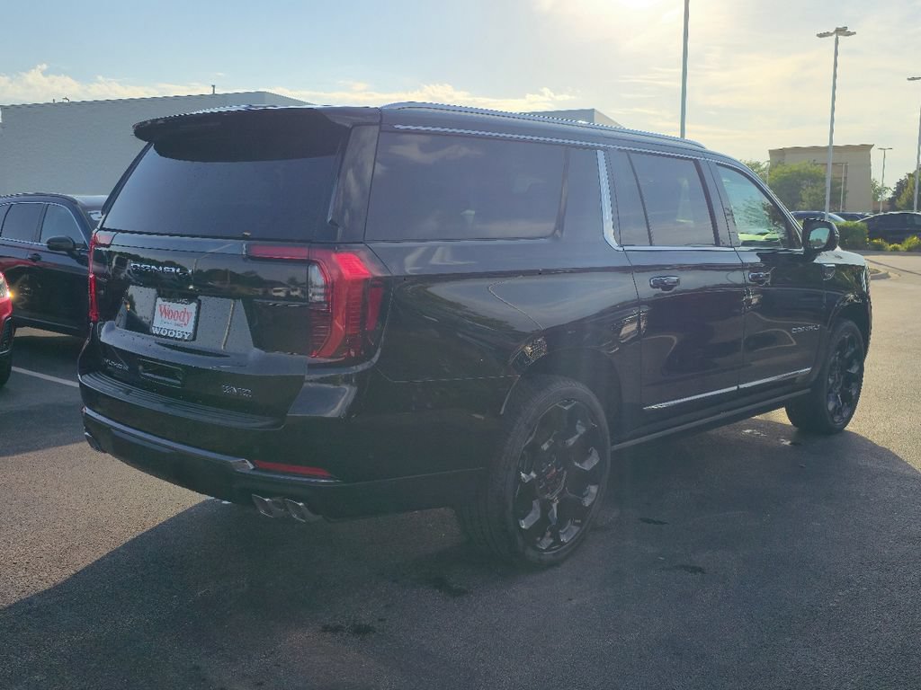 New 2026 GMC Yukon XL Denali Ultimate AWD/4WD image 10