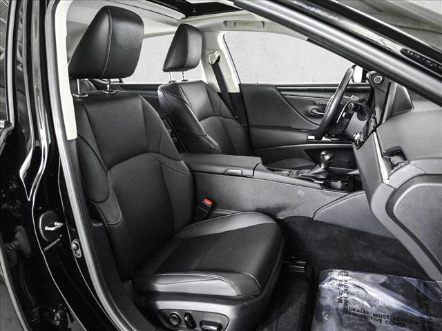 Used 2023 Lexus ES 250 w/ Premium Package AWD/4WD image 21