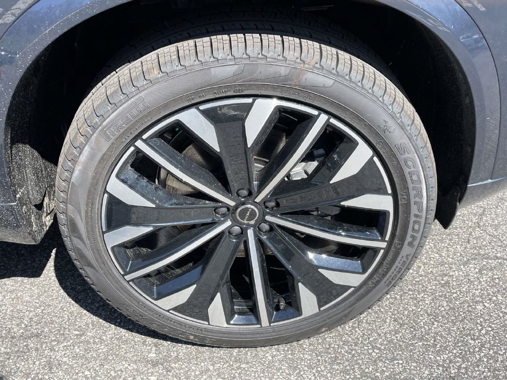 New 2026 Volvo XC90 B6 Ultra w/ Protection Package AWD/4WD image 11