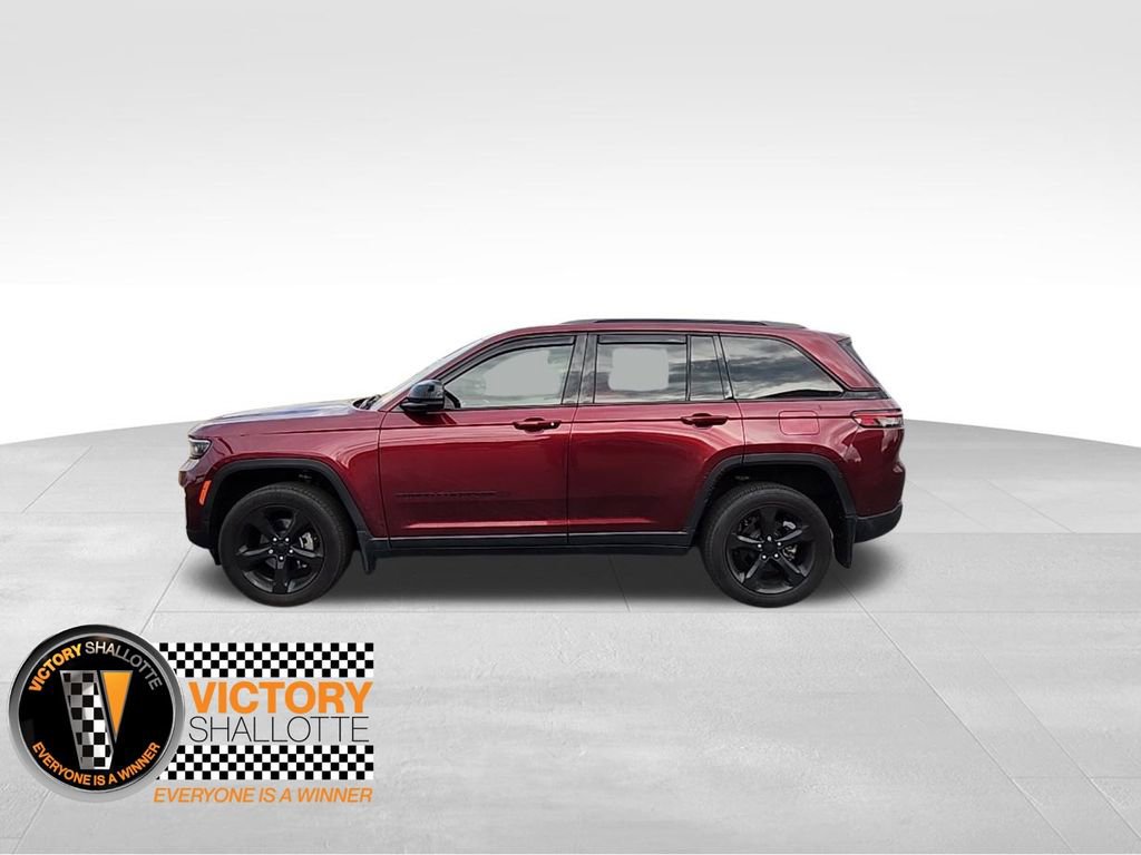 Certified 2023 Jeep Grand Cherokee Altitude image 16