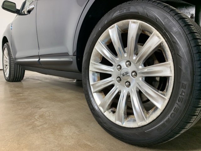 Used 2013 Lincoln MKX AWD image 15