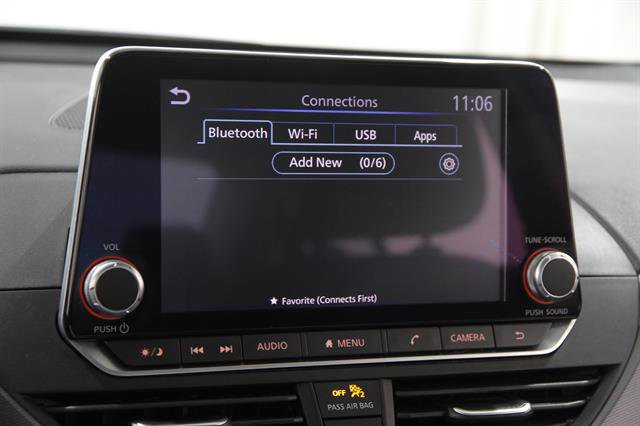Used 2024 Nissan Altima 2.5 SR FWD image 10