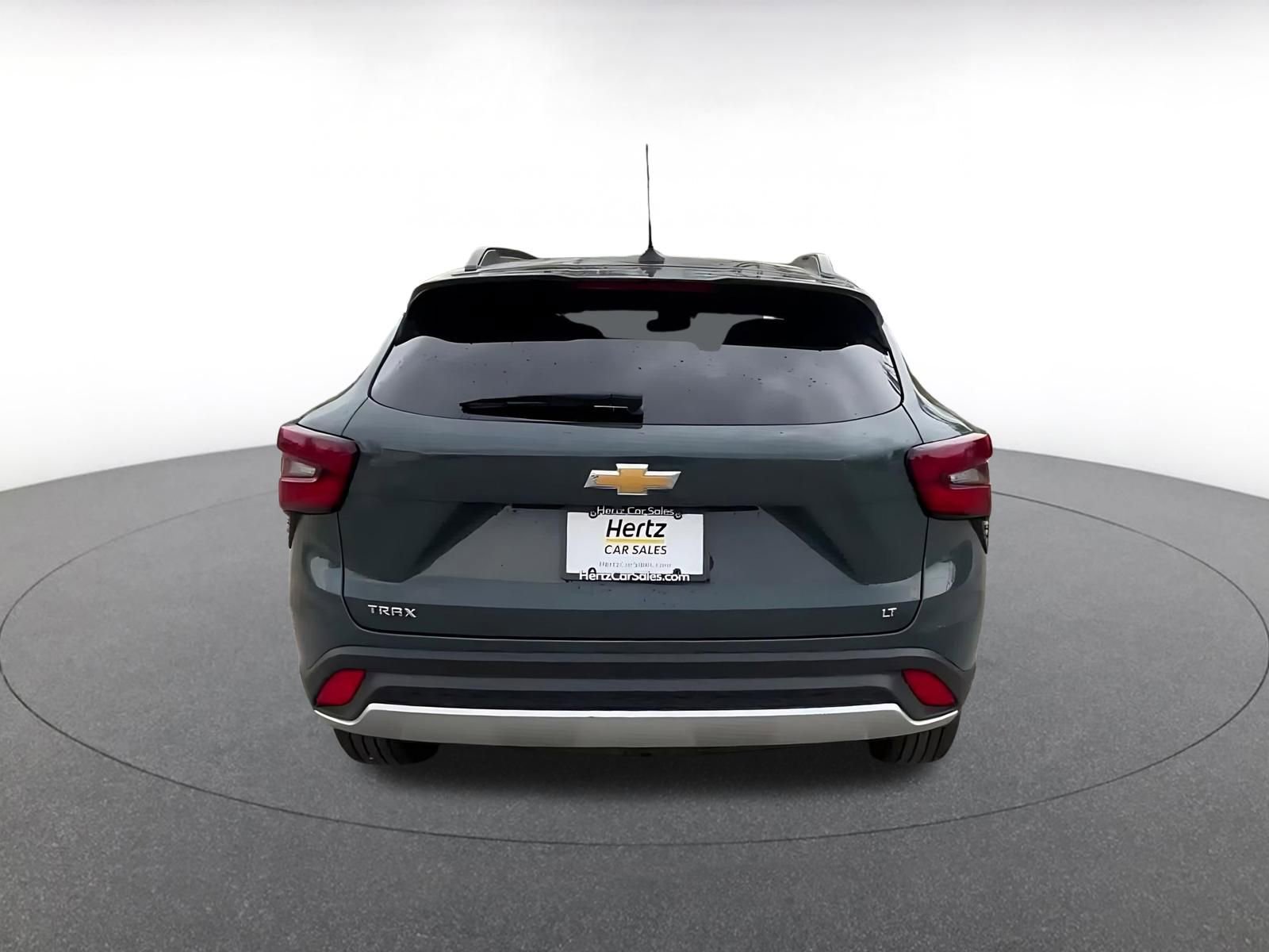 Used 2025 Chevrolet Trax LT image 12
