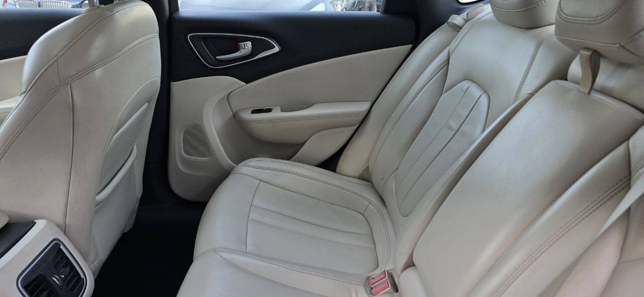 Used 2016 Chrysler 200 C w/ Navigation & Sound Group I FWD image 17