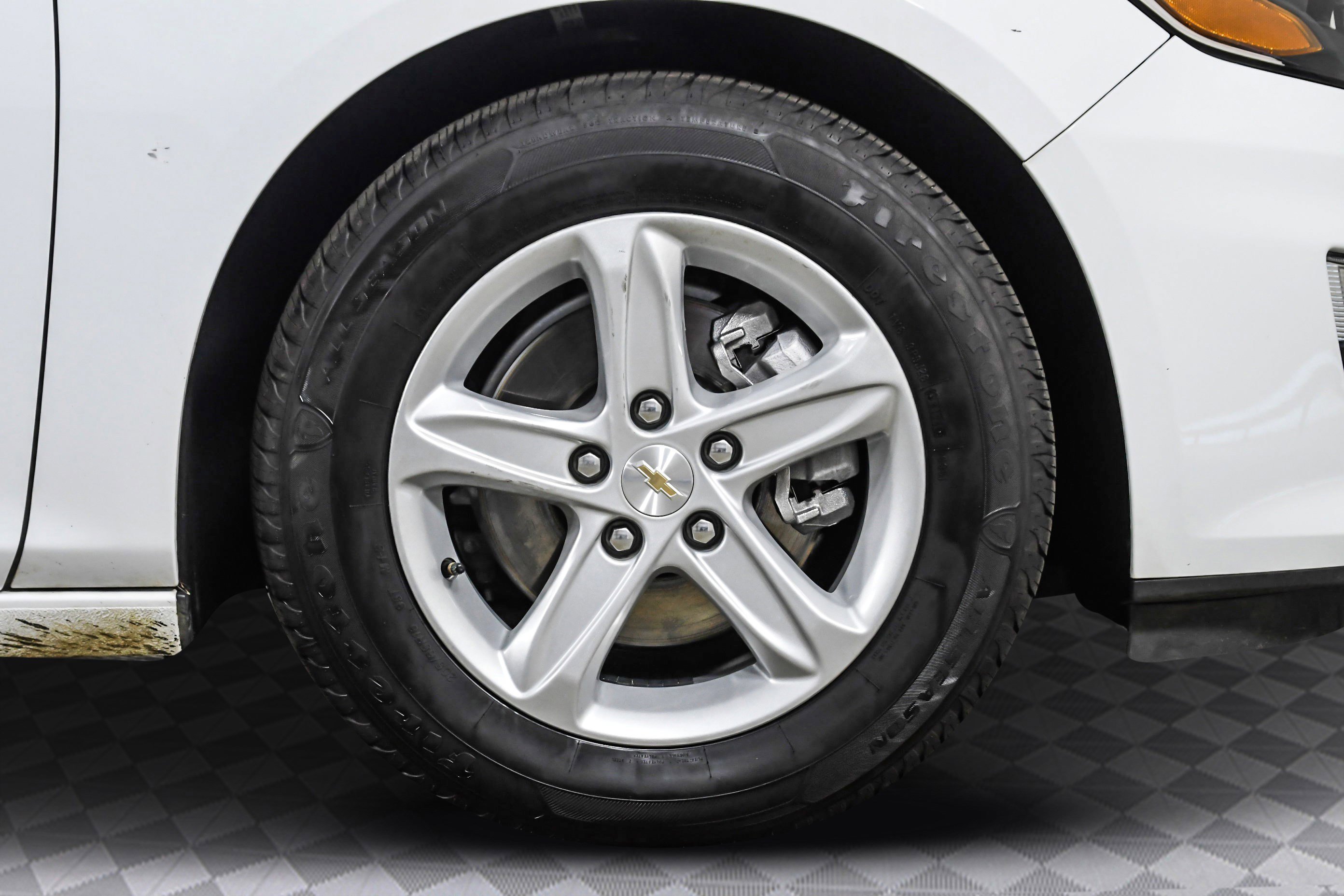 Used 2024 Chevrolet Malibu LS w/ Driver Confidence Package image 30