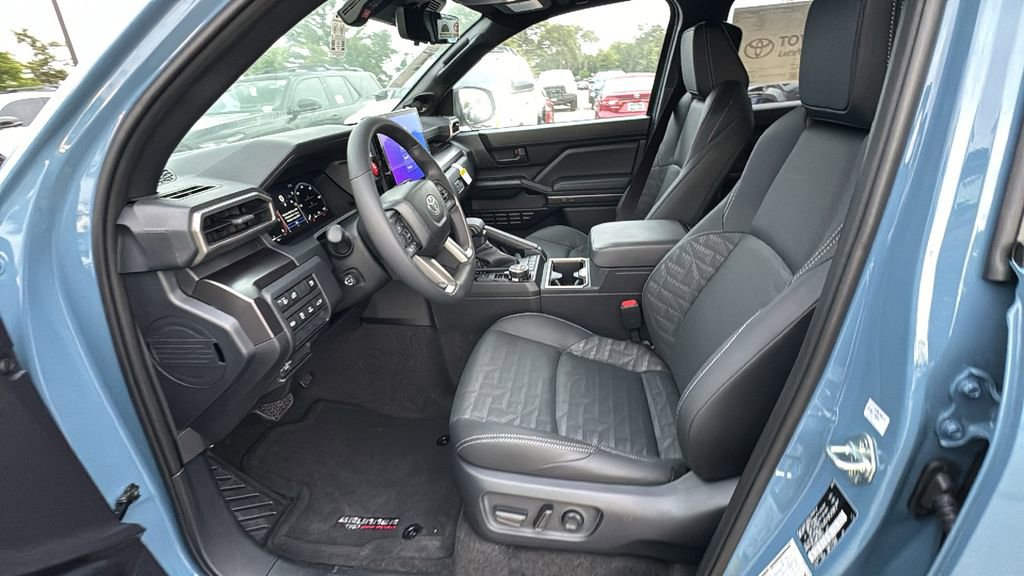 Used 2025 Toyota 4Runner TRD Off-Road Premium w/ Tow Technology Package image 19