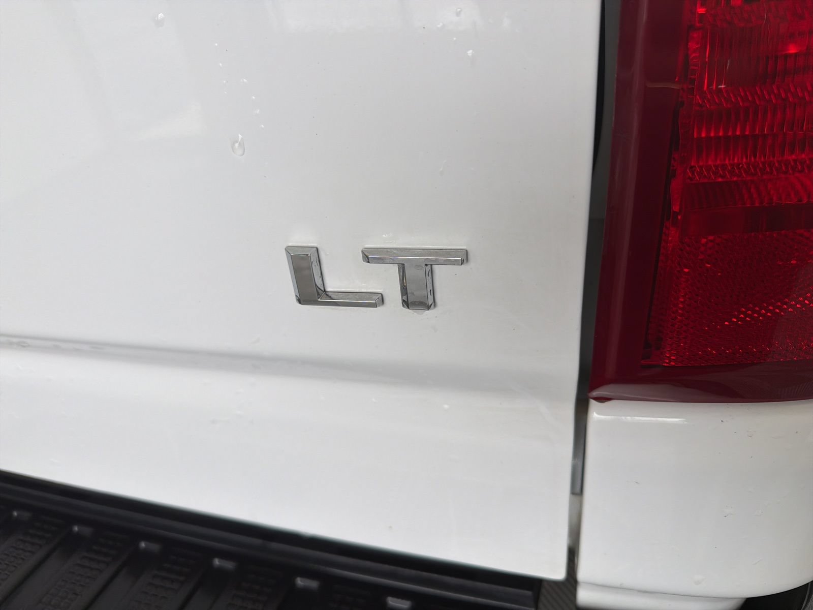 Used 2025 Chevrolet Silverado 2500 LT AWD/4WD image 7