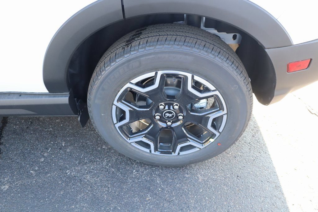New 2025 Ford Bronco Sport Outer Banks w/ Outer Banks Tech Package+ AWD/4WD image 19