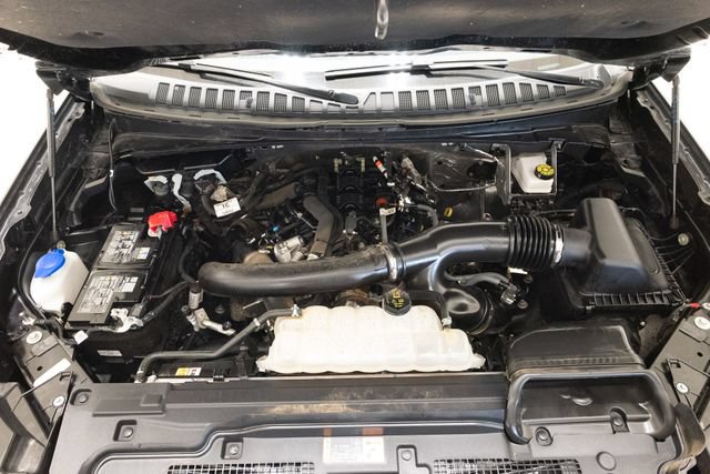 Used 2025 Ford Expedition Platinum AWD/4WD image 3