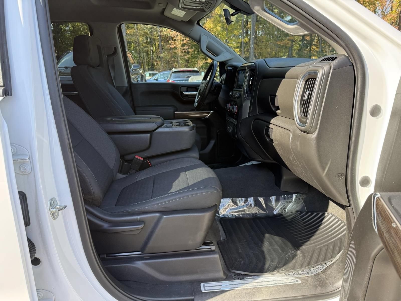 Used 2021 Chevrolet Silverado 1500 LT AWD/4WD image 24