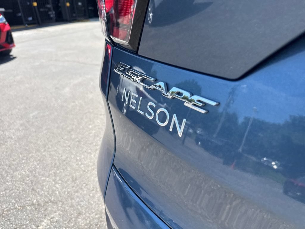 Used 2018 Ford Escape SE w/ SE Sync 3 Package FWD image 50