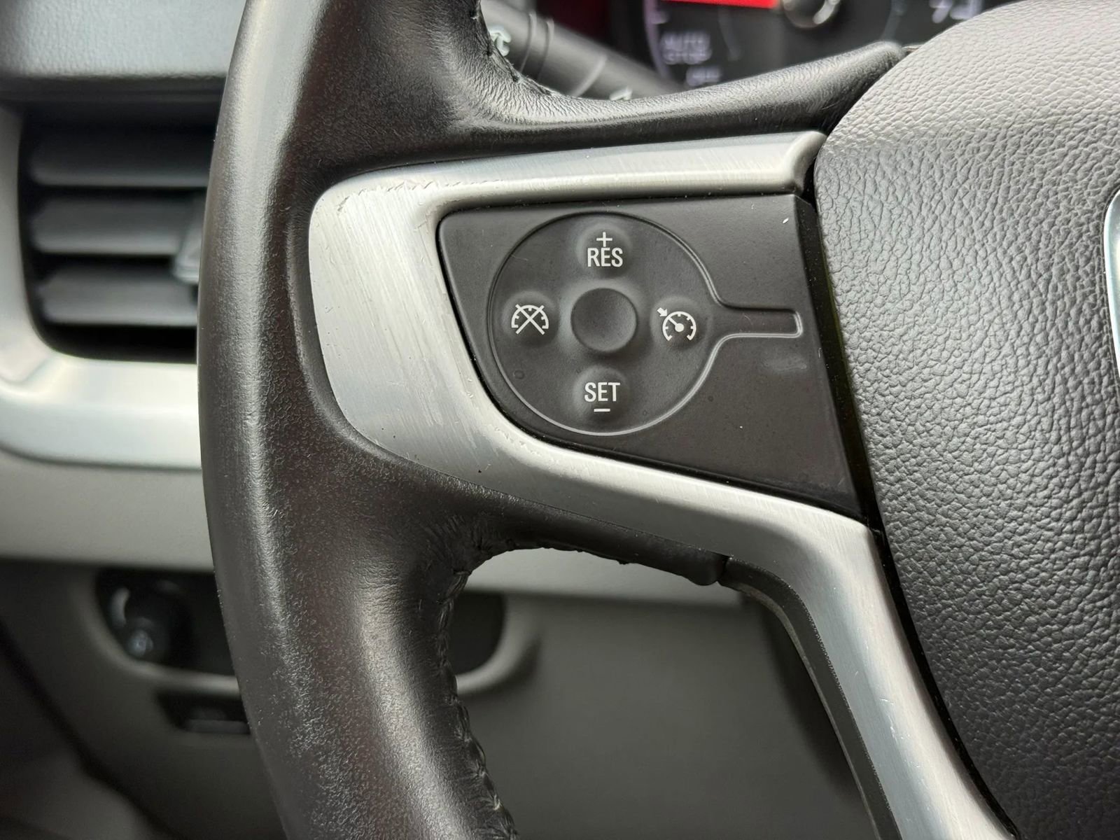 Used 2018 GMC Terrain SLE image 26