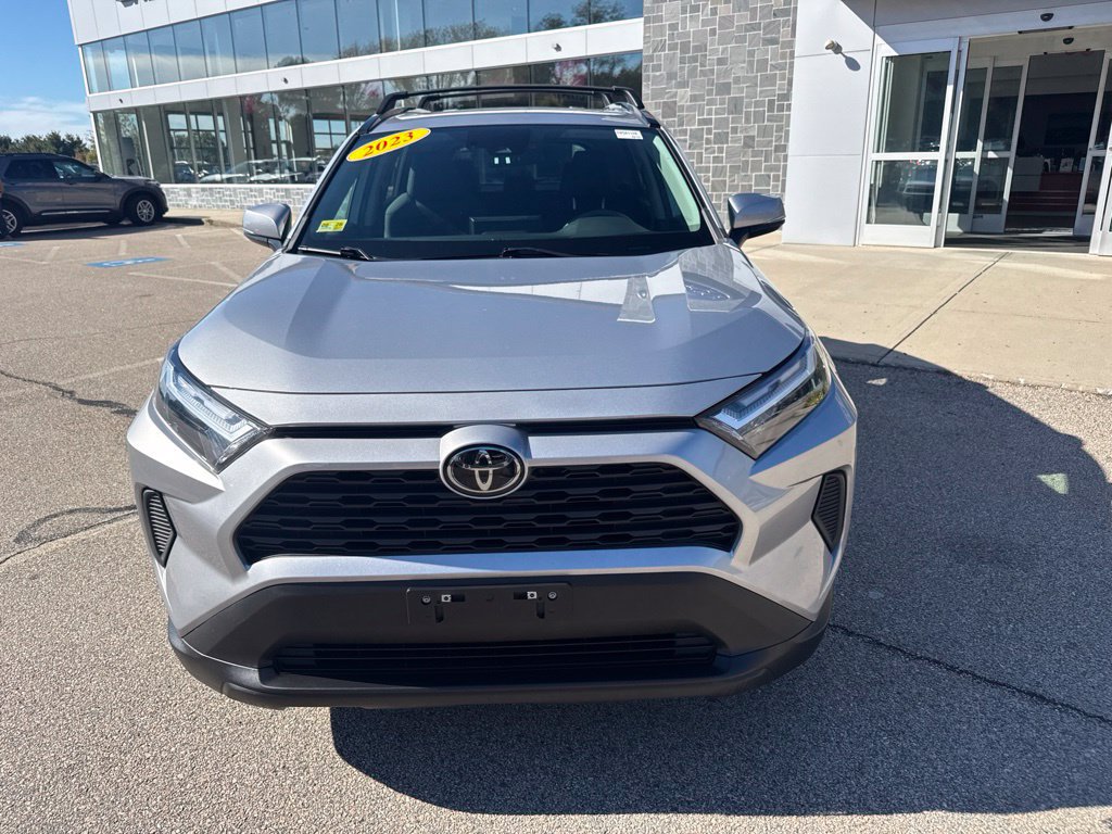 Used 2023 Toyota RAV4 XLE w/ Convenience Package AWD/4WD image 6