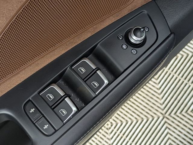 Used 2017 Audi A8 L 3.0T w/ Executive Package image 15