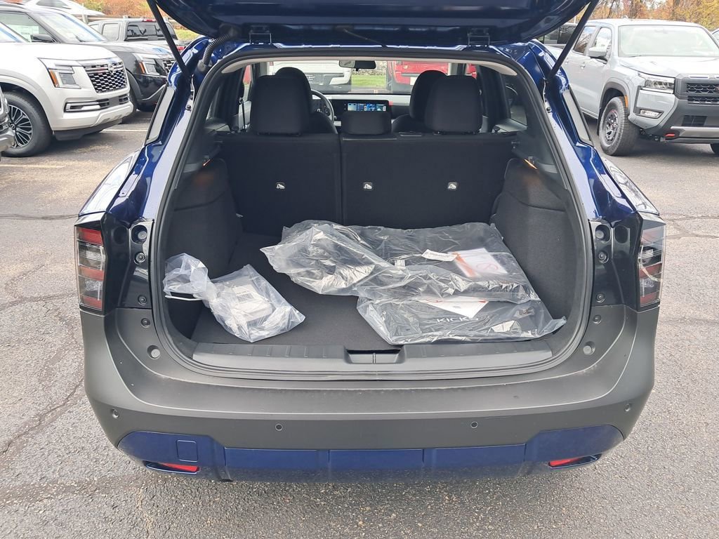 New 2026 Nissan Kicks SV w/ SV Premium Package image 24