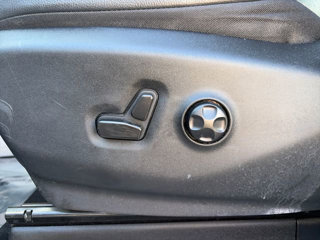 Used 2022 Chrysler Pacifica Touring-L FWD image 26