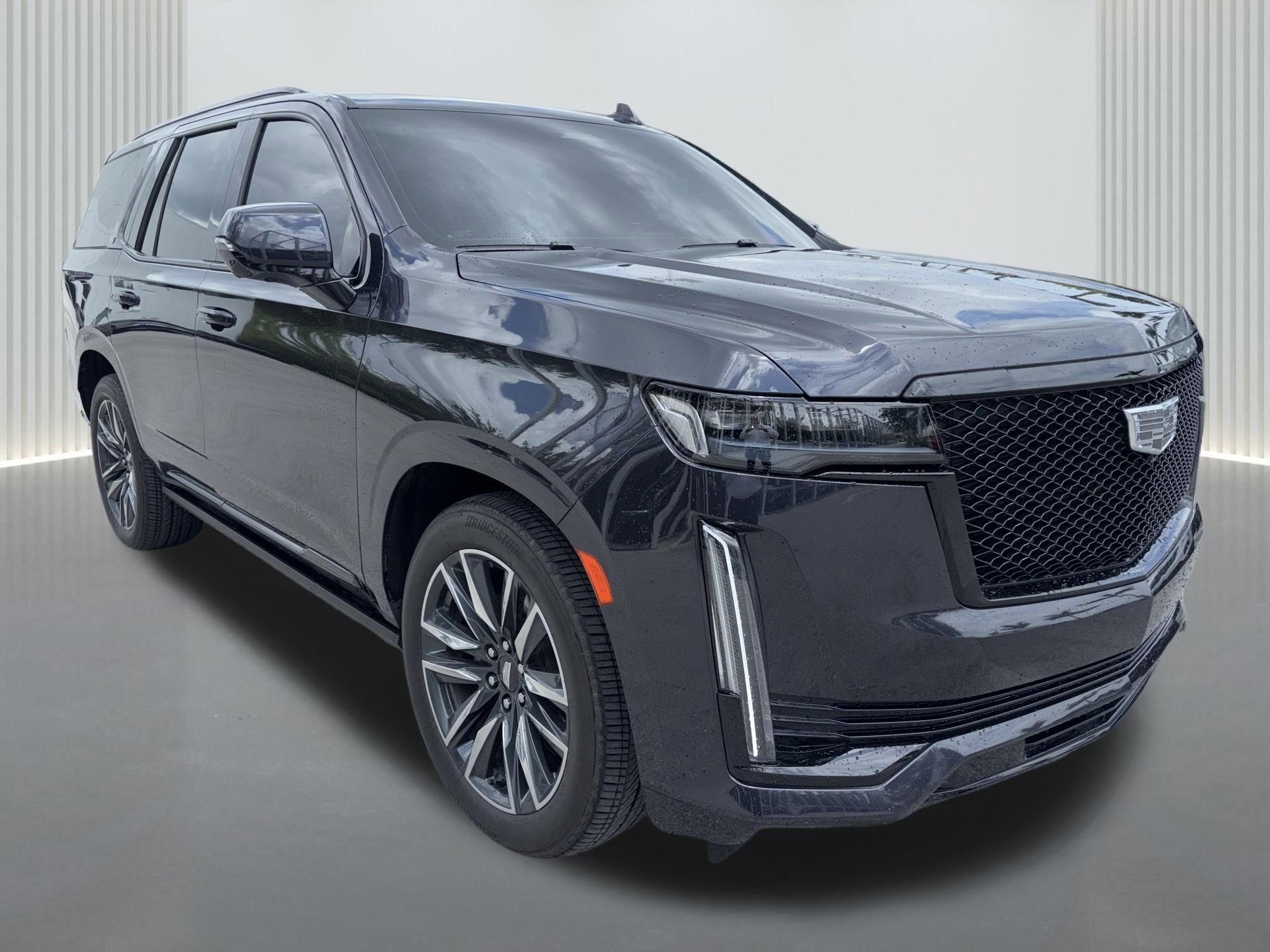 Used 2023 Cadillac Escalade Sport Platinum AWD/4WD image 2