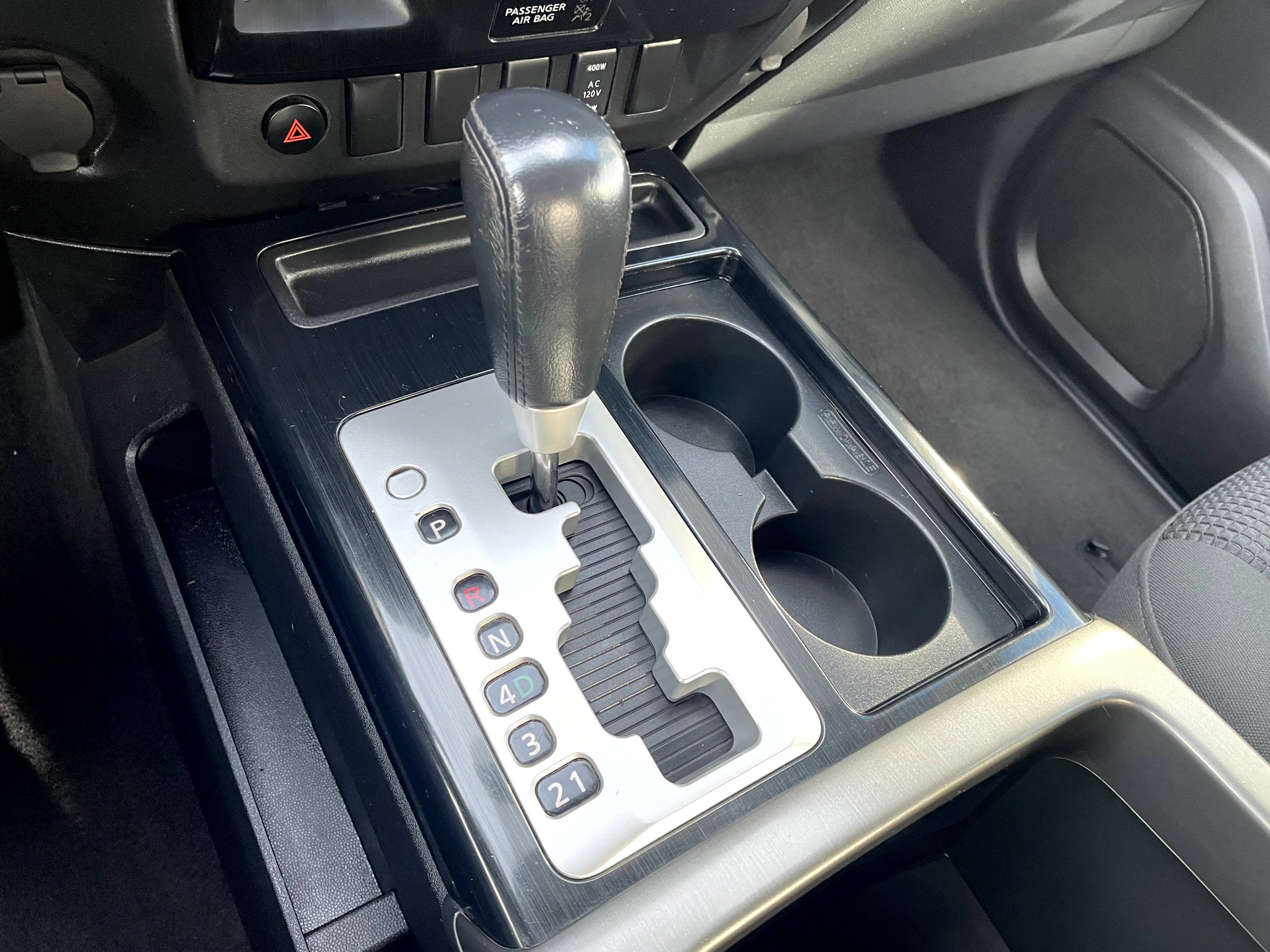 Used 2015 Nissan Titan SV w/ SV Value Truck Package image 20