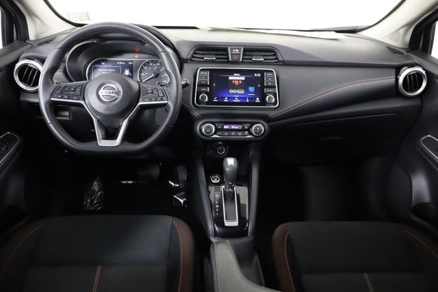 Used 2022 Nissan Versa SR w/ Convenience Package FWD image 13