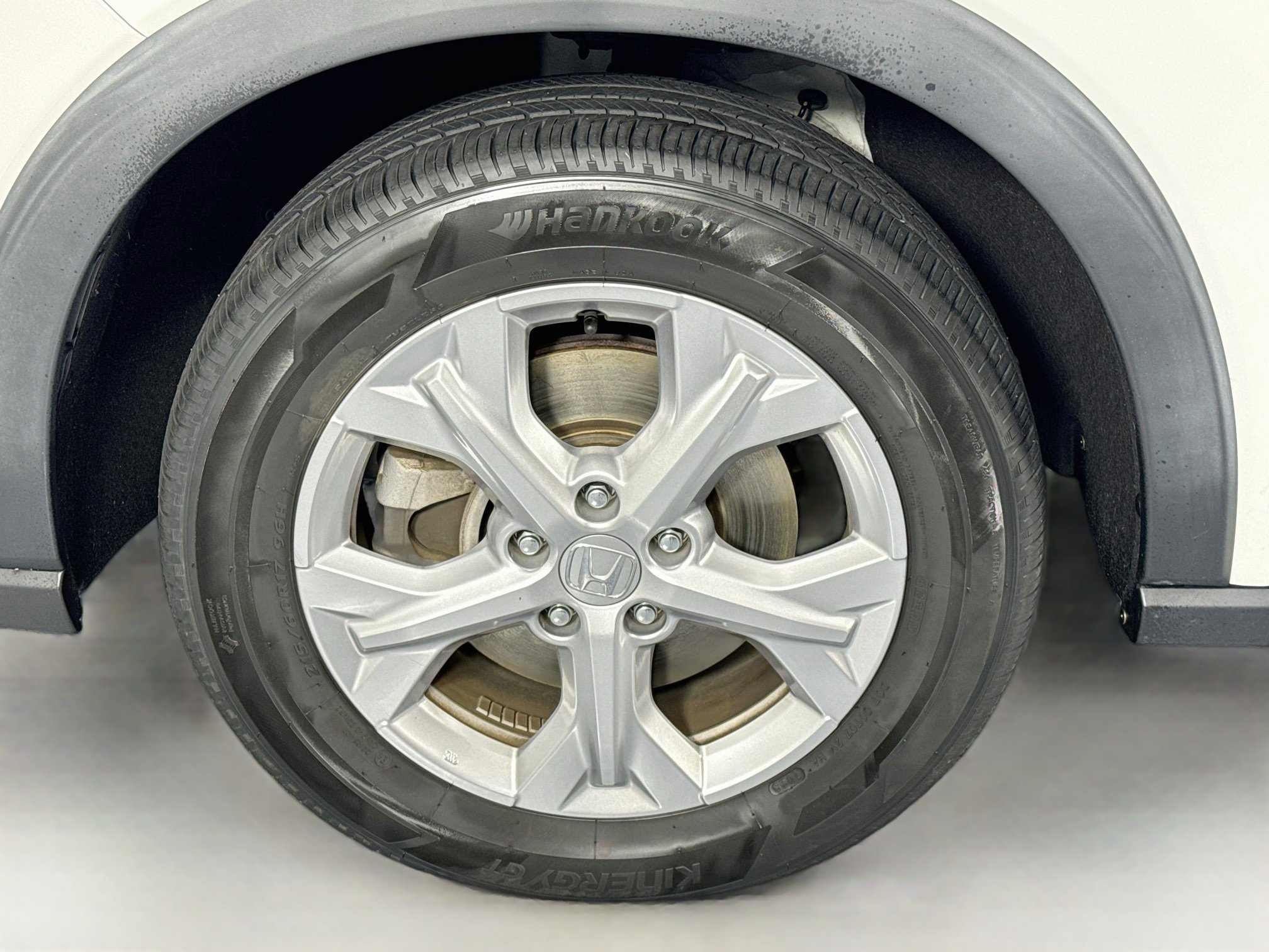 Certified 2023 Honda HR-V LX image 28