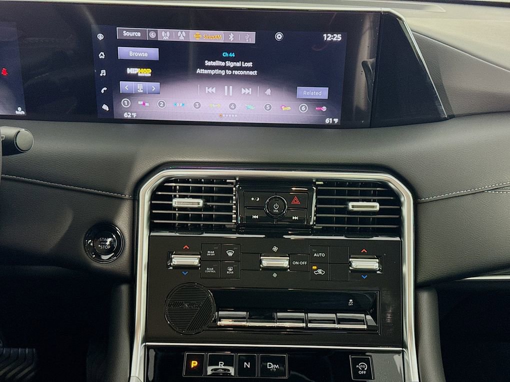 Used 2025 Nissan Armada SV image 36