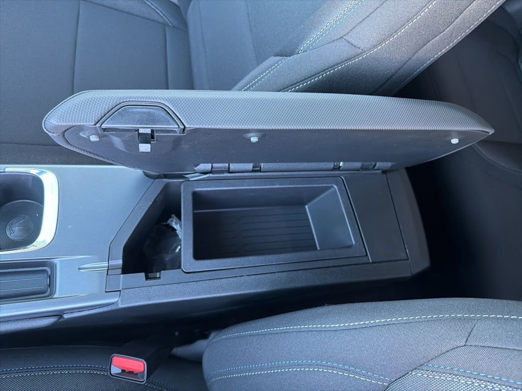 New 2026 Chevrolet Equinox EV LT image 17