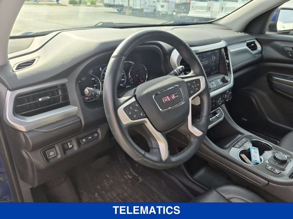 Used 2023 GMC Acadia SLT w/ Technology Package AWD/4WD image 12