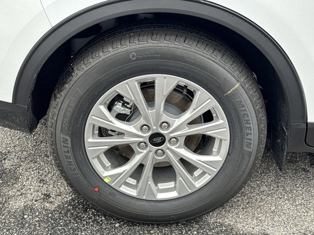 New 2026 Ford Escape Active image 17