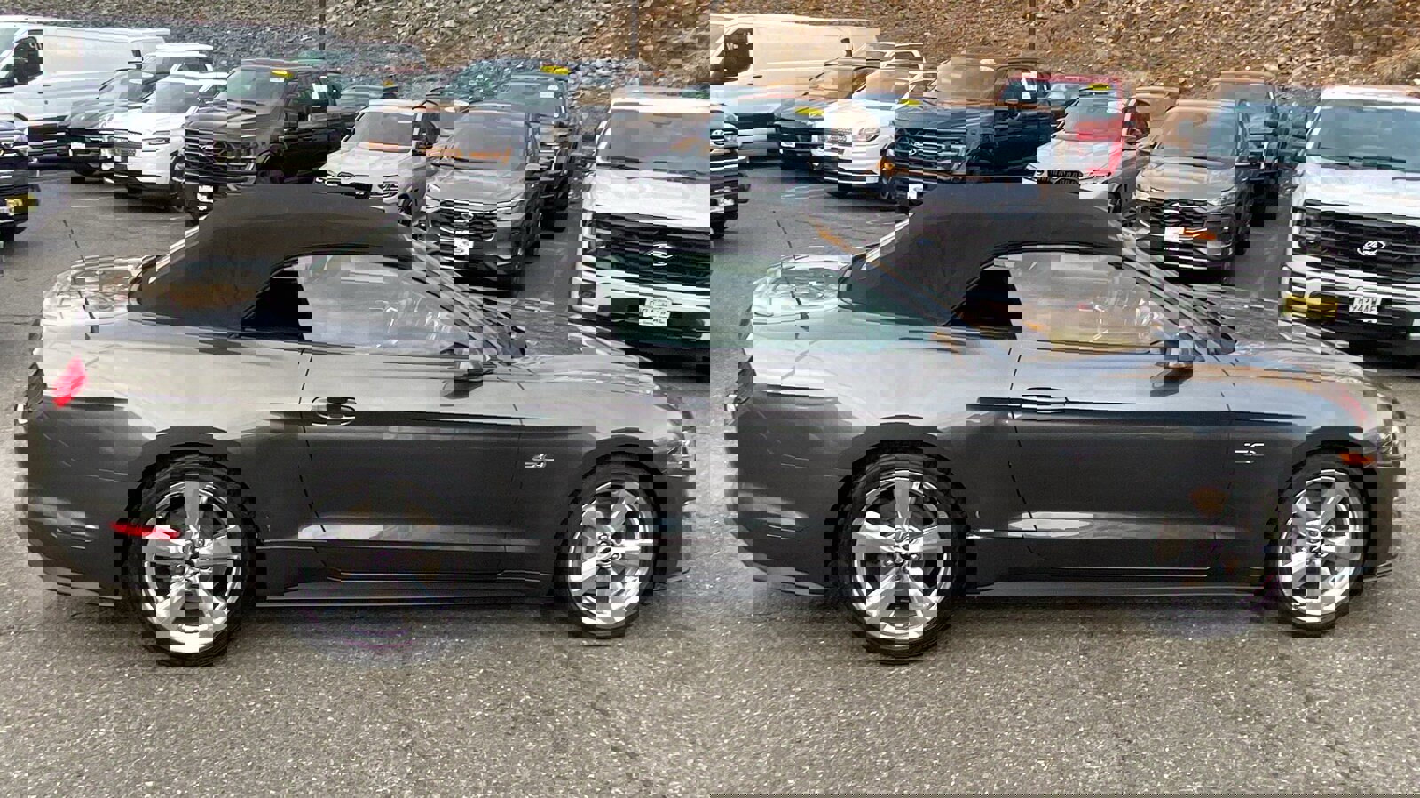 Used 2018 Ford Mustang GT Premium w/ Safe & Smart Package image 26