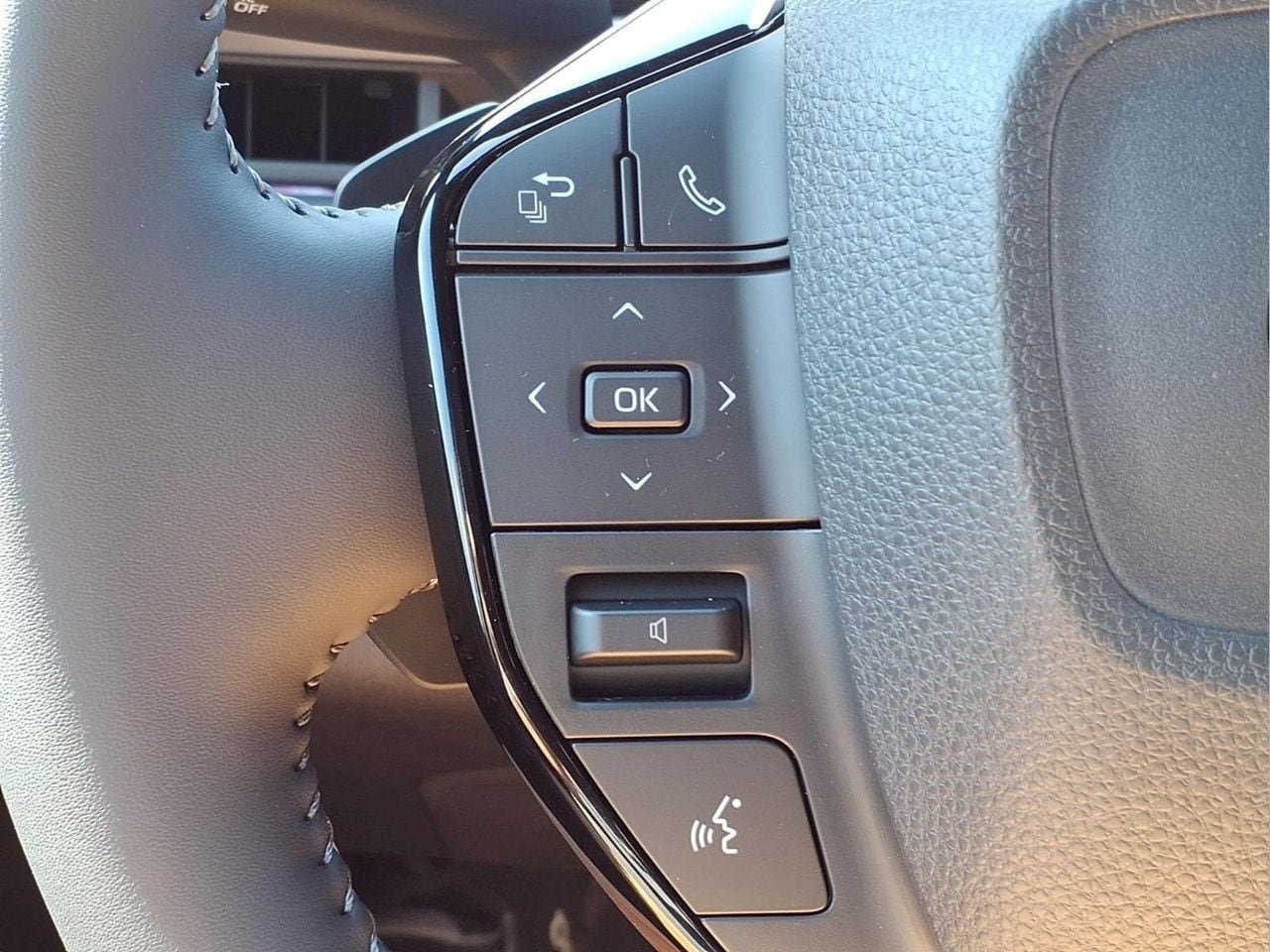 New 2026 Toyota C-HR AWD/4WD image 22