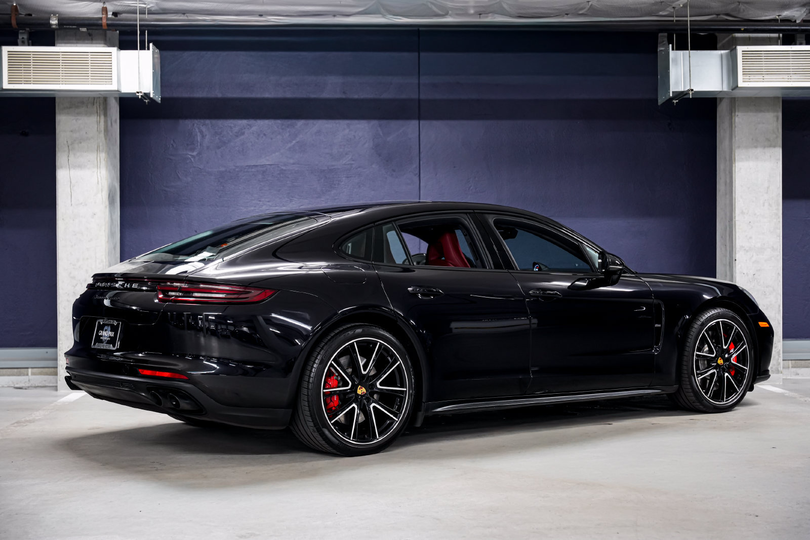 Used 2018 Porsche Panamera Turbo AWD/4WD image 3