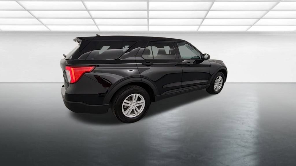 Certified 2023 Ford Explorer XLT image 8