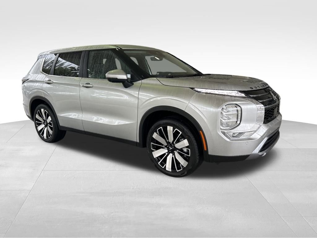 New 2026 Mitsubishi Outlander SE video 2