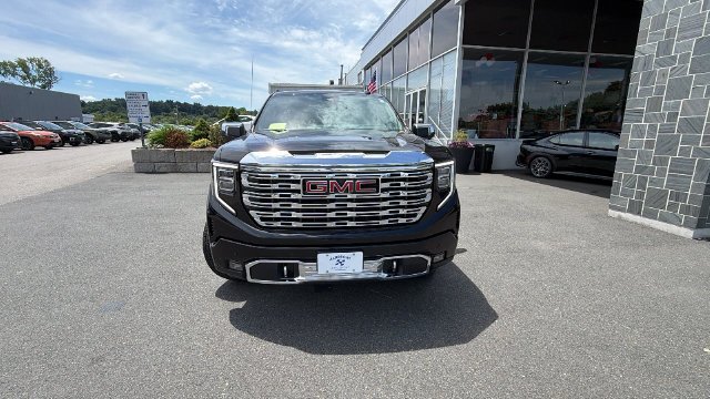 New 2026 GMC Sierra 1500 Denali w/ Technology Package AWD/4WD image 2