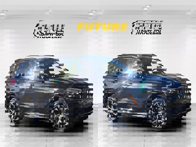 Used 2022 BMW X5 xDrive40i w/ M Sport Package