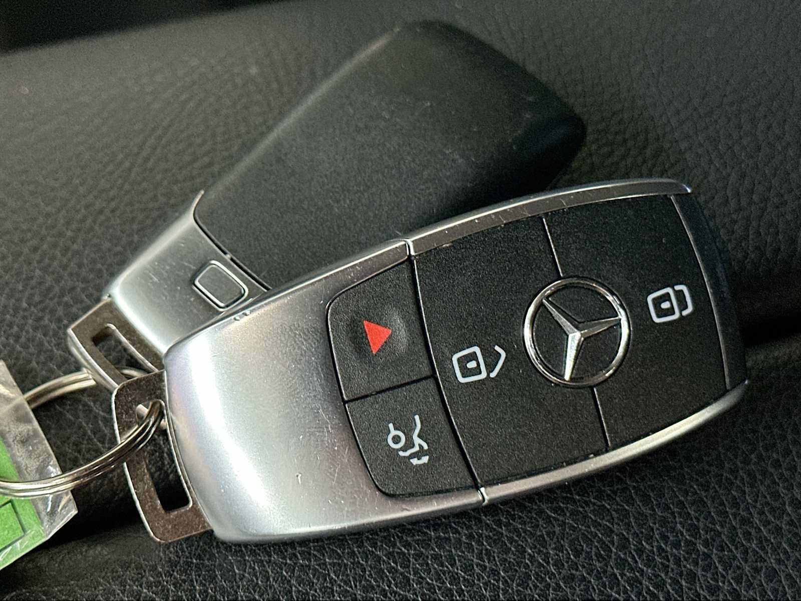 Used 2024 Mercedes-Benz GLE 350 4MATIC image 28