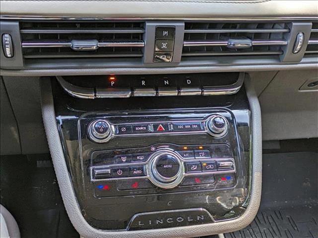 Used 2022 Lincoln Corsair FWD image 13