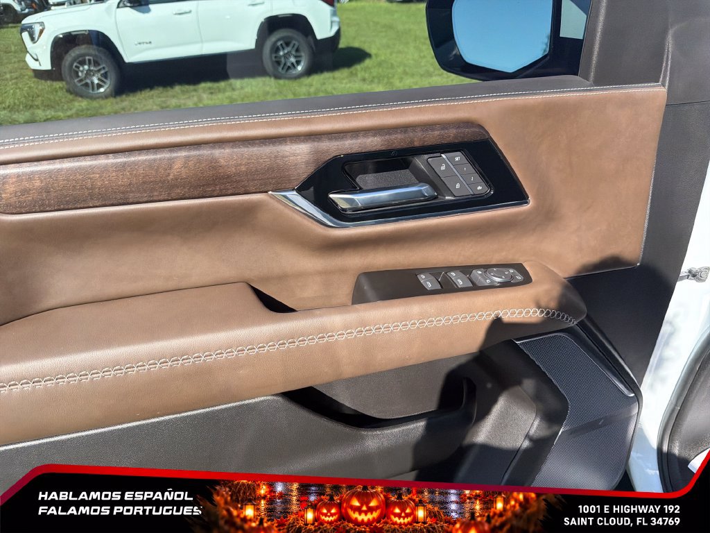 Used 2026 GMC Yukon Denali Ultimate AWD/4WD image 13